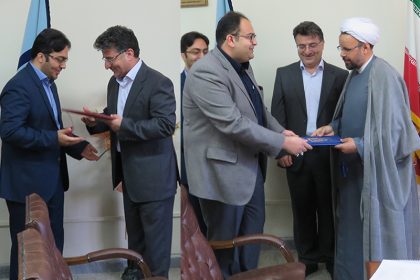 ۲۴۱۴۵ مراسم تقدیر از سرپرست سابق اداره روابط عمومی دانشگاه