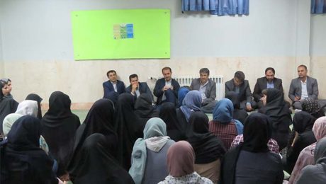ديدار رياست دانشگاه و فرماندار دامغان با دانشجويان سراهاي دانشجويي
