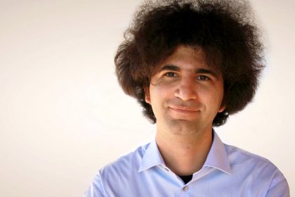مقاله دکتر محمد اکبرپور استاد دانشگاه استنفورد به عنوان بهترین مقاله کنفرانس بین المللی اقتصاد و علوم کامپیوتر انتخاب شد مقاله دکتر محمد اکبرپور استاد دانشگاه استنفورد به عنوان بهترین مقاله کنفرانس بین المللی اقتصاد و علوم کامپیوتر انتخاب شد
