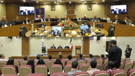 نشست صميمي دکتر عبدالرضا باقري با اعضاي شورا و هيأت مميزه دانشگاه دامغان