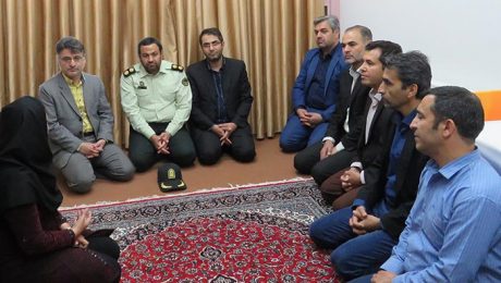 ديدار رياست دانشگاه و برخي مسئولين شهرستان با دانشجويان سراهاي دانشجويي