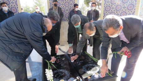 تجديد ميثاق دانشگاهيان دانشگاه دامغان با آرمان هاي رهبر کبير انقلاب