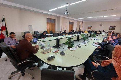 roshd-1402-2 کارگاه تیم سازی مرکز رشد دامغان